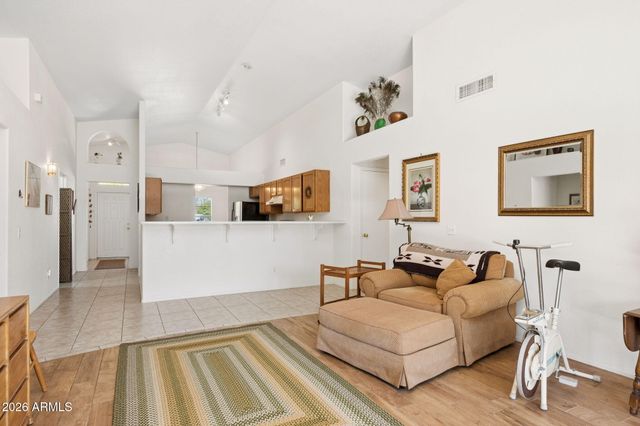 8039 W GEORGIA Avenue, Glendale, AZ 85303