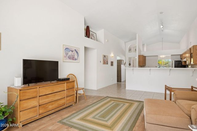 8039 W GEORGIA Avenue, Glendale, AZ 85303