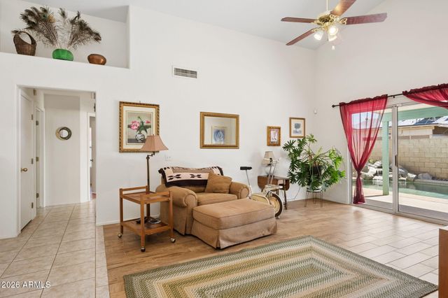 8039 W GEORGIA Avenue, Glendale, AZ 85303