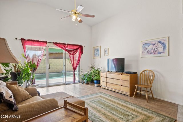 8039 W GEORGIA Avenue, Glendale, AZ 85303