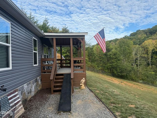 1291 Bluets Road, Newport, TN 37821