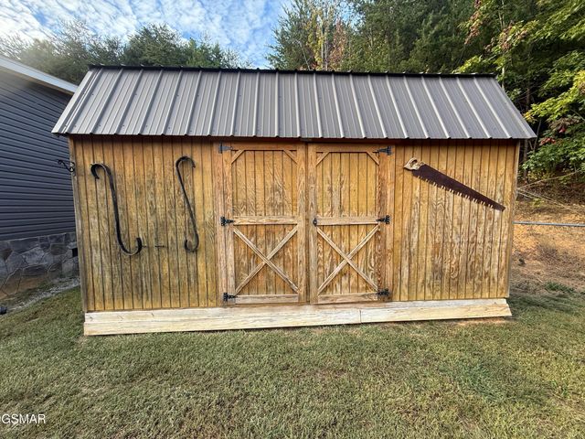 1291 Bluets Road, Newport, TN 37821