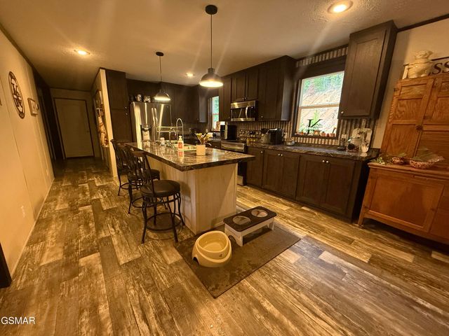 1291 Bluets Road, Newport, TN 37821