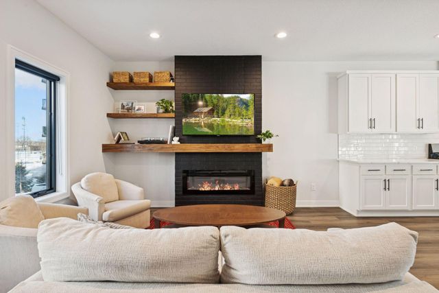 6331 16th Avenue S, Richfield, MN 55423