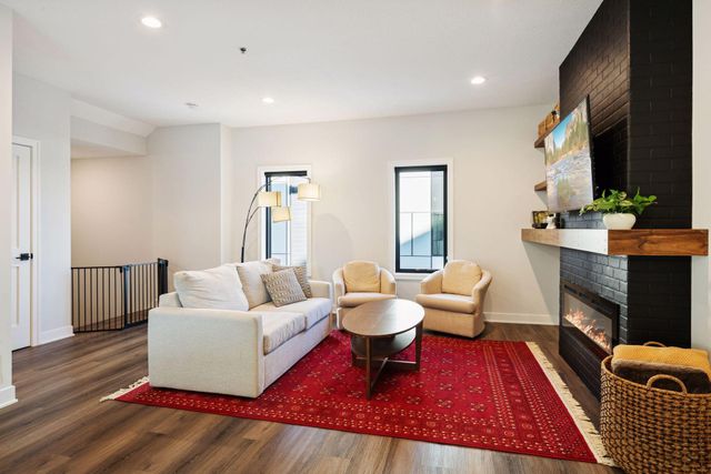 6331 16th Avenue S, Richfield, MN 55423