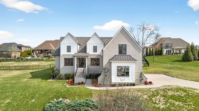 209 Moore Haven Cir, Lebanon, TN 37087