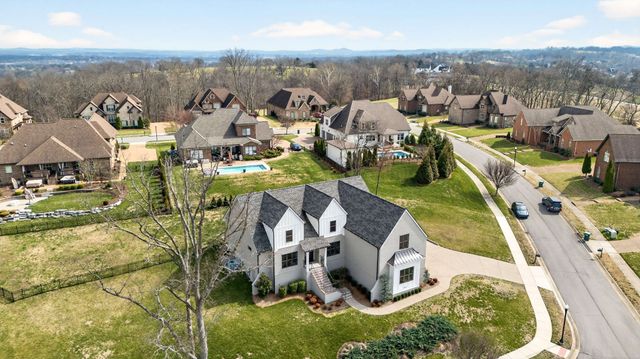 209 Moore Haven Cir, Lebanon, TN 37087