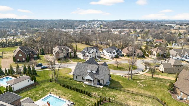 209 Moore Haven Cir, Lebanon, TN 37087