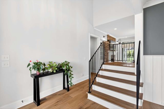 209 Moore Haven Cir, Lebanon, TN 37087