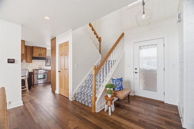 6097 E LYNGAAS ROAD, Winneconne, WI 54986