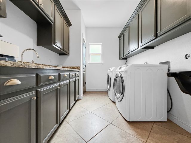 3506 Greenwich Dr, Corpus Christi, TX 78414