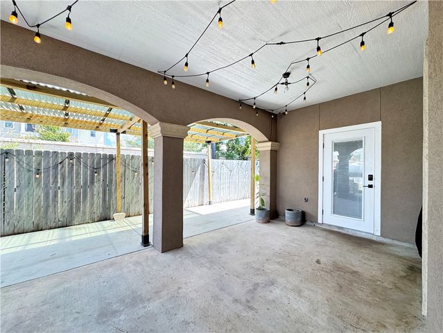 3506 Greenwich Dr, Corpus Christi, TX 78414