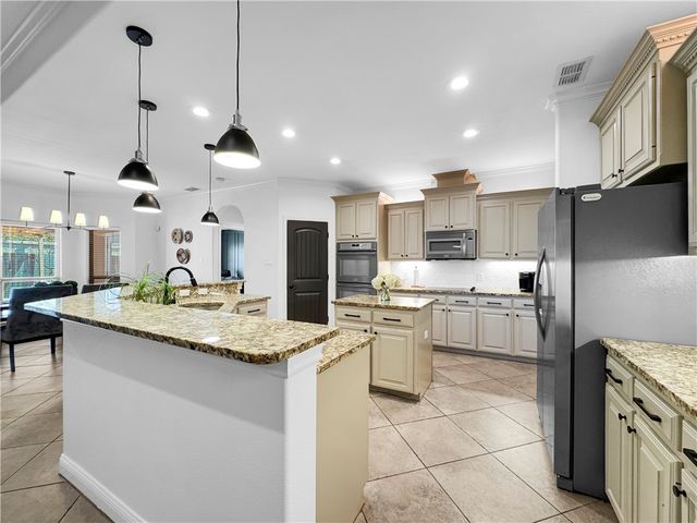 3506 Greenwich Dr, Corpus Christi, TX 78414