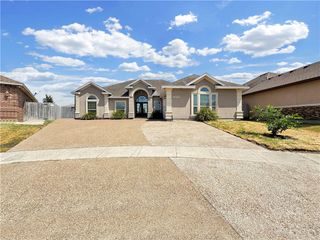 3506 Greenwich Dr, Corpus Christi, TX 78414