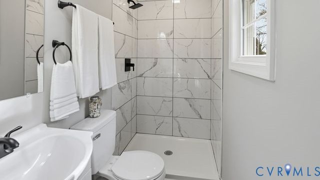 25209 Ritchie Ave, Petersburg, VA 23803