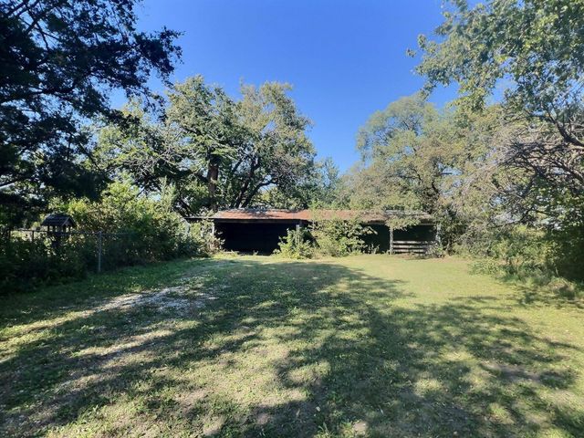 1310 E 93rd St N, Valley Center, KS 67147