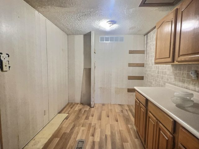 1310 E 93rd St N, Valley Center, KS 67147