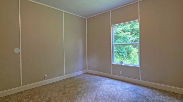 1060 Veneable School Road, Booneville, KY 41314