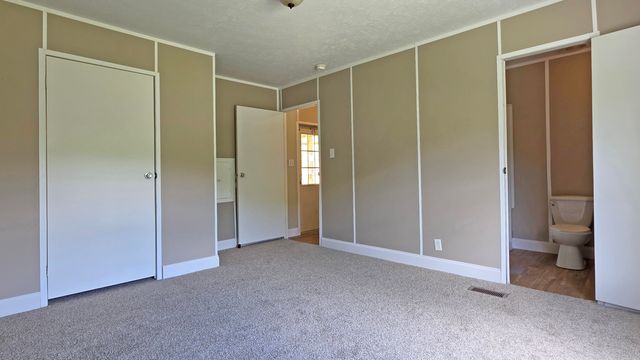 1060 Veneable School Road, Booneville, KY 41314