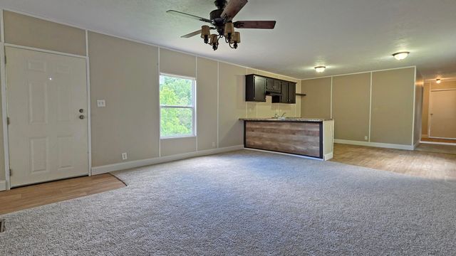 1060 Veneable School Road, Booneville, KY 41314