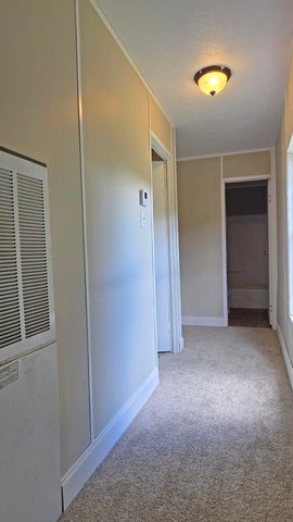 1060 Veneable School Road, Booneville, KY 41314