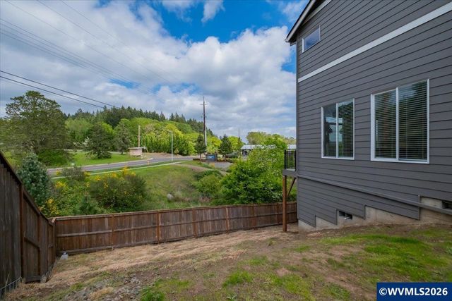 5049 NW Torchcrest Pl, Corvallis, OR 97330