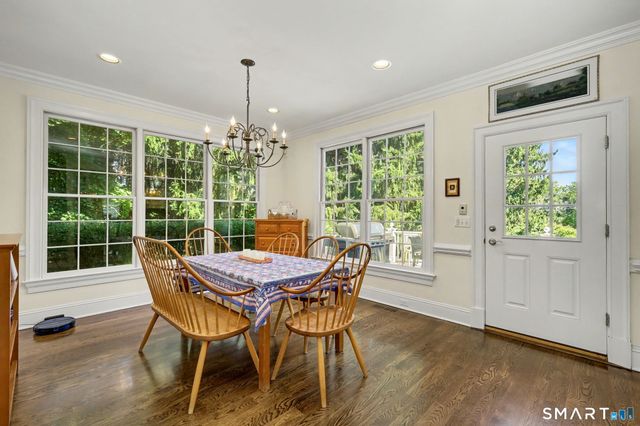 51 Briscoe Road, New Canaan, CT 06840