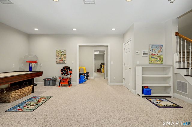 51 Briscoe Road, New Canaan, CT 06840