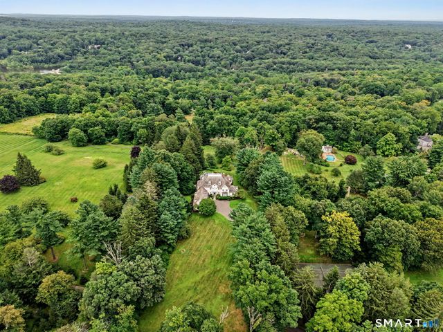 51 Briscoe Road, New Canaan, CT 06840