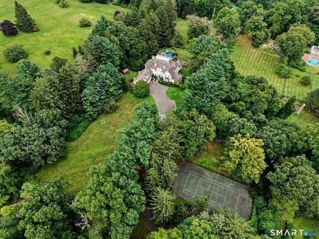 51 Briscoe Road, New Canaan, CT 06840