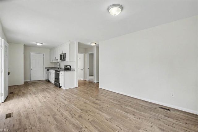 615 Bell ST, Hampton, VA 23661