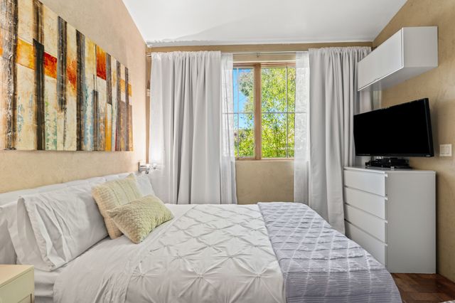 127 Duran A, Santa Fe, NM 87501