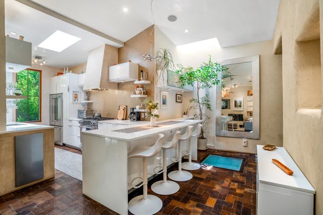 127 Duran A, Santa Fe, NM 87501