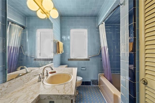 129 Ohio Ave, Glassport, PA 15045