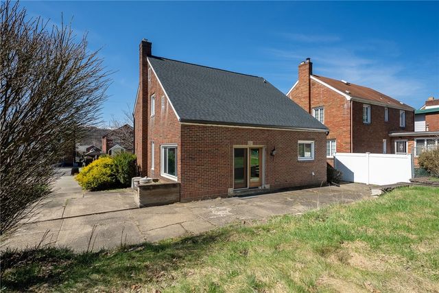 129 Ohio Ave, Glassport, PA 15045