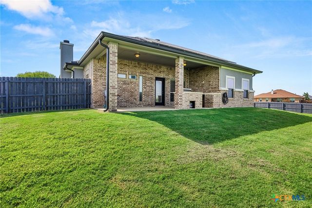 9407 Bozon Hill Drive, Salado, TX 76571