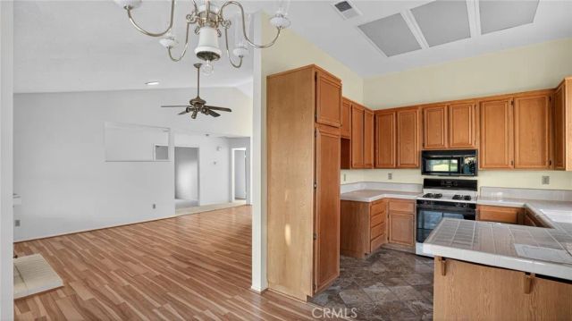 658 Torrey Pines, Banning, CA 92220