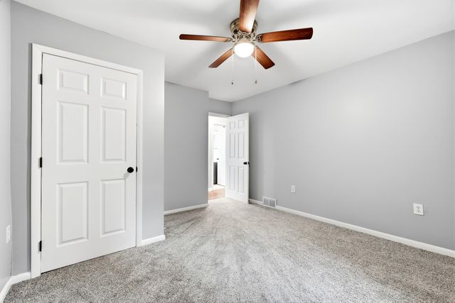7 Marquis Drive, Huntington, WV 25705