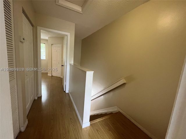 3905 San Simeon Ln, Weston, FL 33331