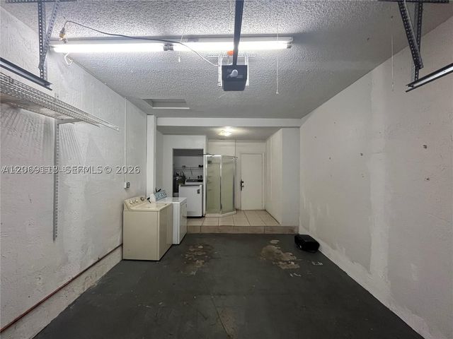 3905 San Simeon Ln, Weston, FL 33331