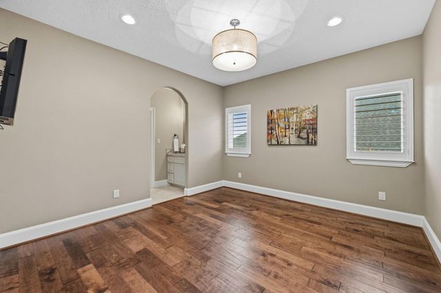 8834 Cross Country Drive, Houston, TX 77346