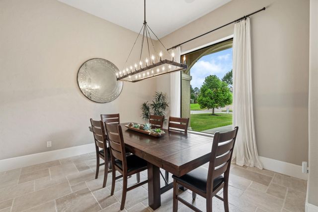8834 Cross Country Drive, Houston, TX 77346