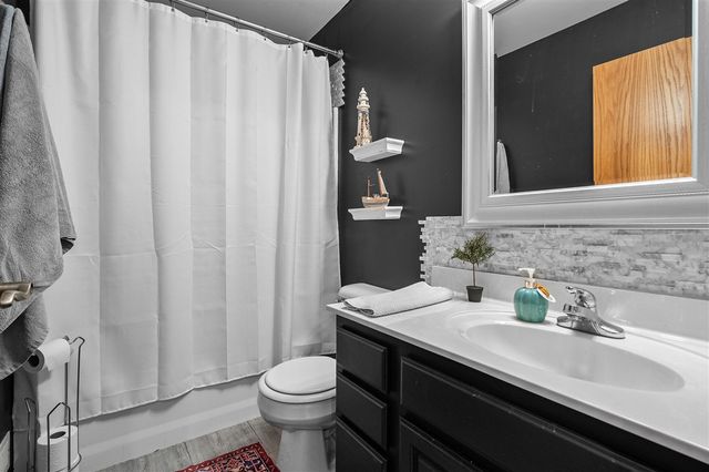 9299 26th Street, Gobles, MI 49055