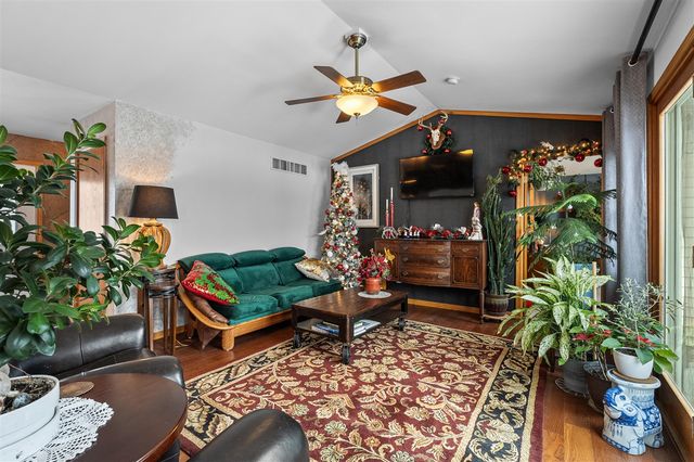 9299 26th Street, Gobles, MI 49055