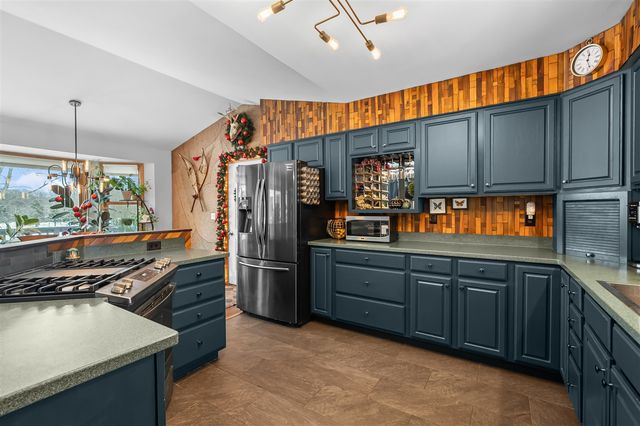 9299 26th Street, Gobles, MI 49055