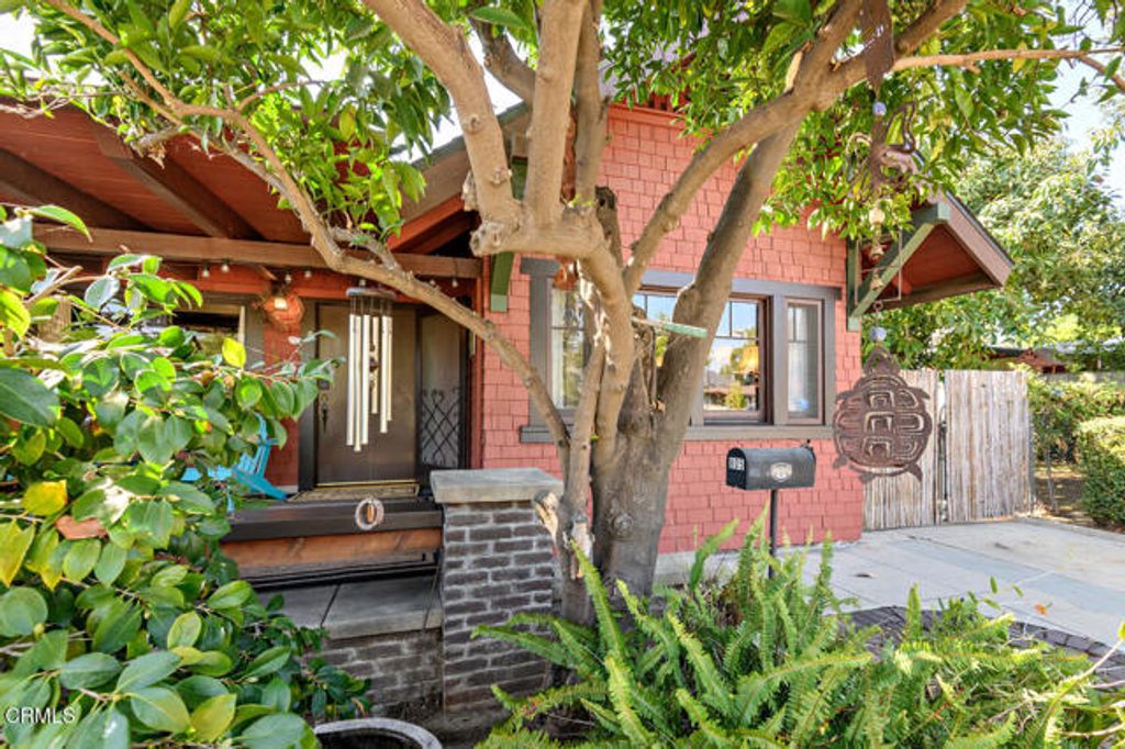 805 N Marguerita Avenue, Alhambra, CA 91801