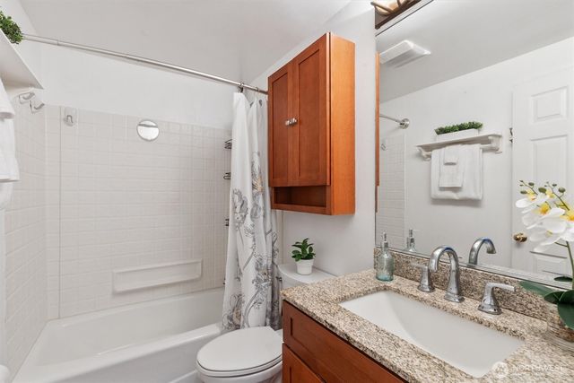 17821 60th Avenue W, Lynnwood, WA 98037
