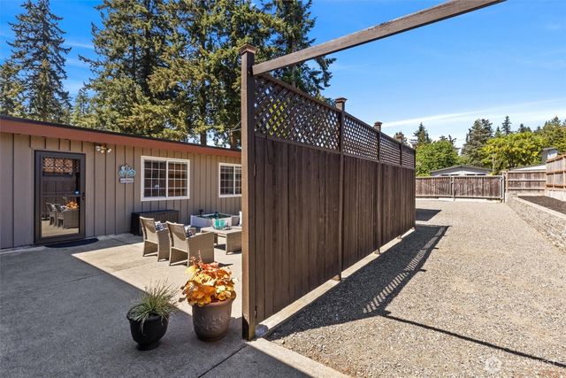 17821 60th Avenue W, Lynnwood, WA 98037
