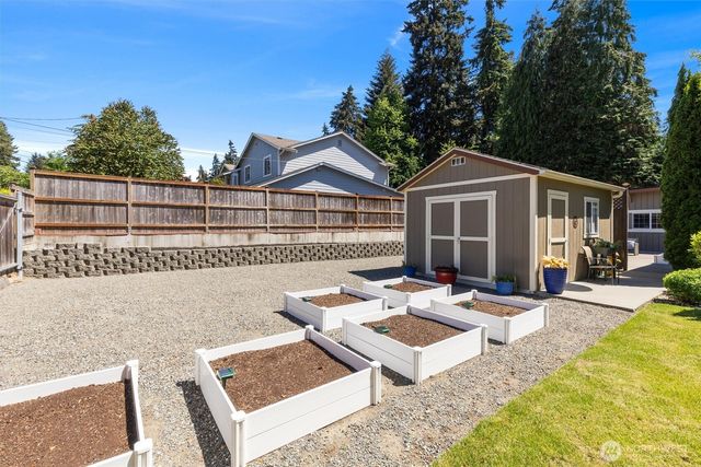 17821 60th Avenue W, Lynnwood, WA 98037