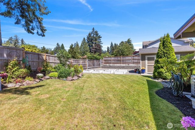 17821 60th Avenue W, Lynnwood, WA 98037